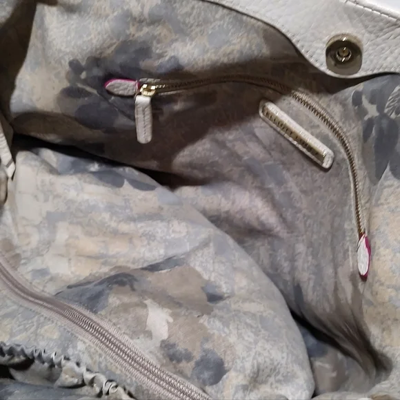 Elliott Lucca Leather Peacock tote - Picture 9 of 13